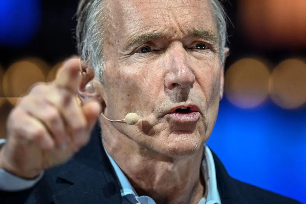 Tim Berners-Lee Wants the Internet Back